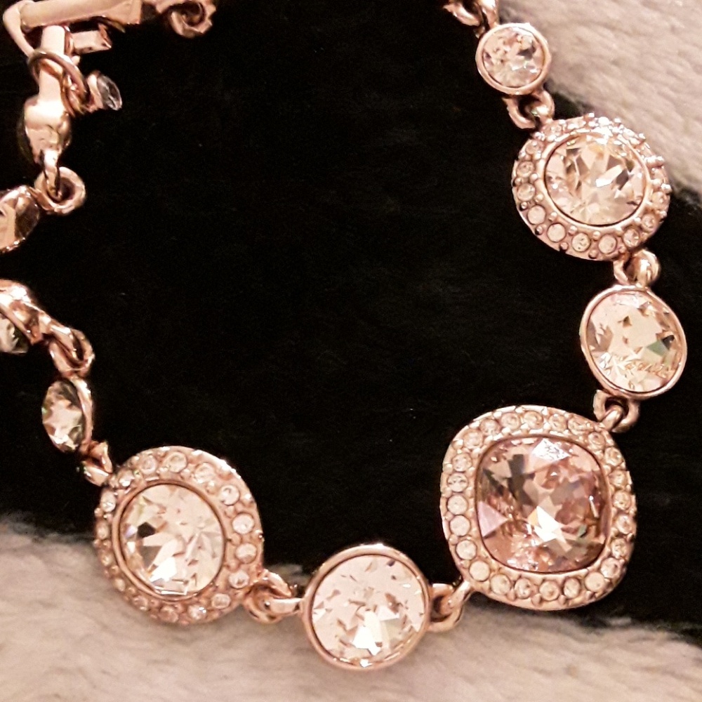 Givency rose gold bracelet